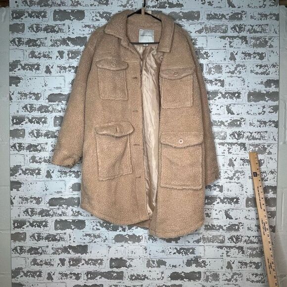 American Eagle | women tan teddy bear jacket - Picture 7 of 11